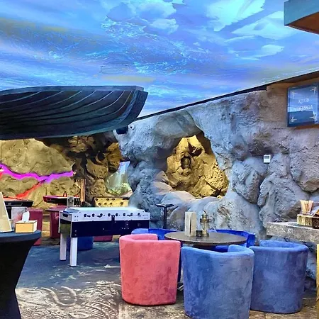 Viking Valley Suite: Garden Terrace, Garage & Wellness Access Apartment Szklarska Poreba