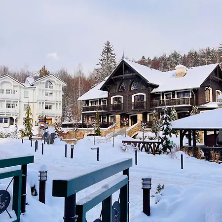 Apartment Viking Valley Suite: Garden Terrace, Garage & Wellness Access