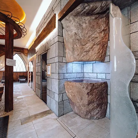 Viking Valley Suite: Garden Terrace, Garage & Wellness Access * Szklarska Poreba