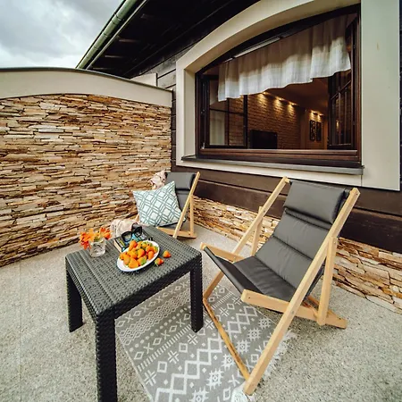 Viking Valley Suite: Garden Terrace, Garage & Wellness Access Szklarska Poreba