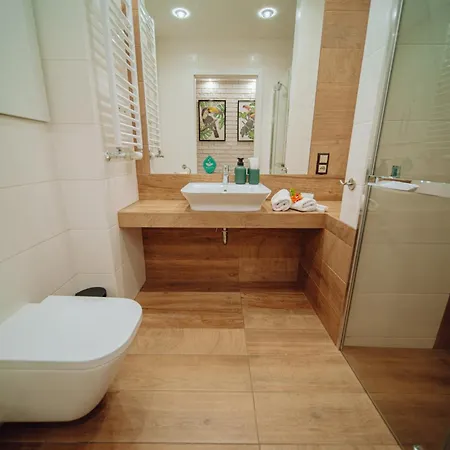 Dolina Wikingów-apartament Typu Deluxe Z 16 M Tarasem W Ogrodzie, Miejscem W Garażu I Dostępem Do Strefy Wellness Apartament *